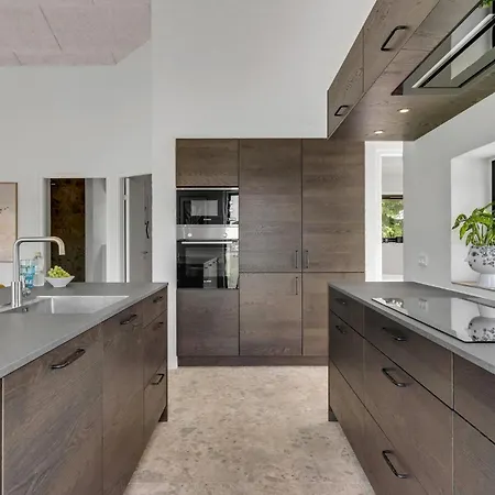 Pet Friendly In With Kitchen Hadsund